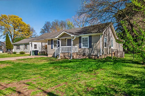 3932 Atlanta Dr Photo 1