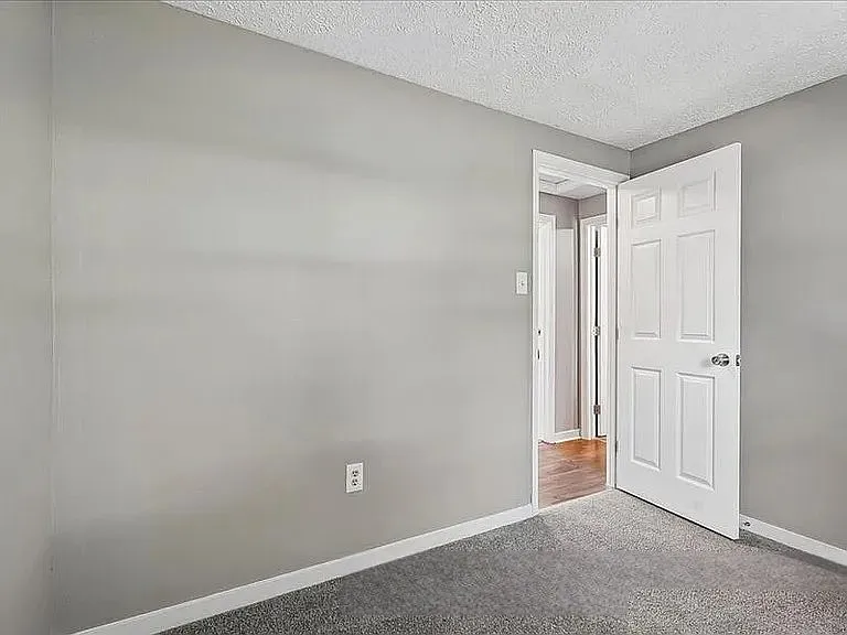 11104 Huntington Woods Cir #MAIN — Photo 11