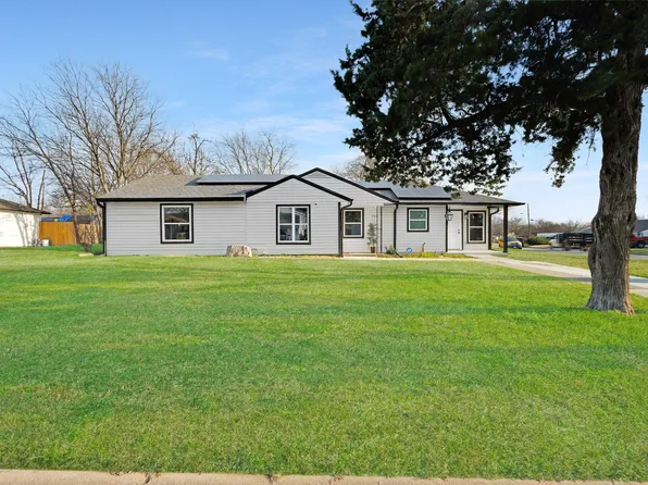 709 SW Dallas St, Grand Prairie, TX 75051