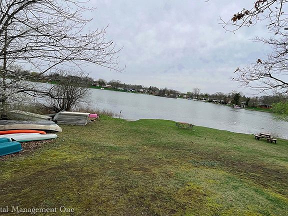 5th image of 4958 Oak Hill Dr