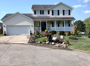 59 Thomas Dr, Hurricane, WV 25526