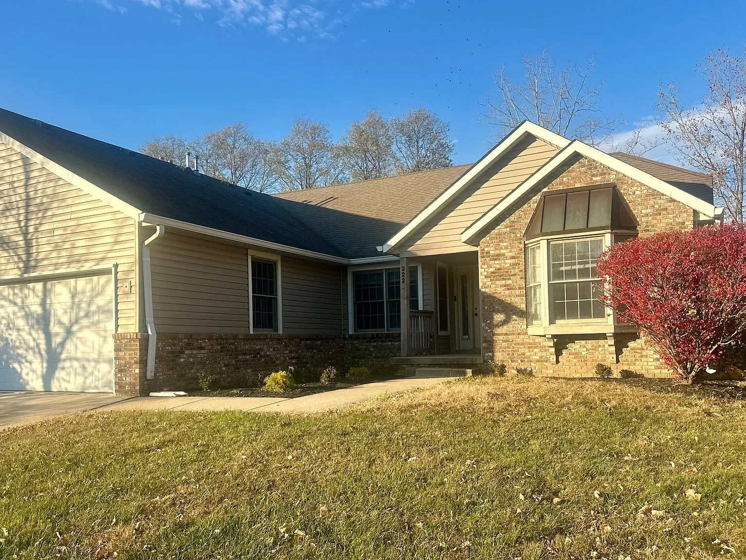3 bed, 2.0 bath, 1450 sqft, $1,900 — Photo 2