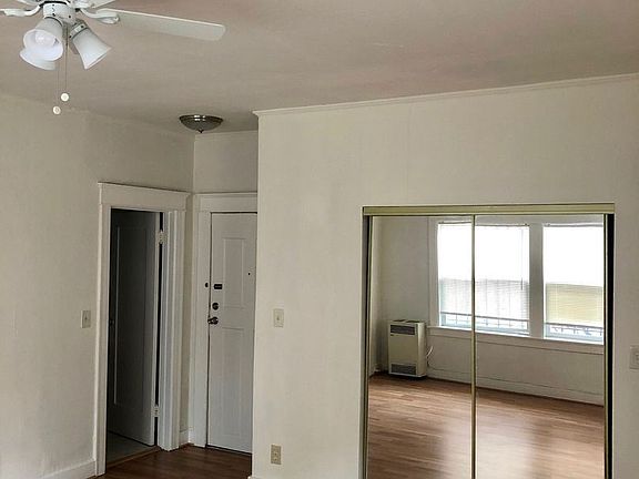 4th image of 3065 Leeward Ave APT 12