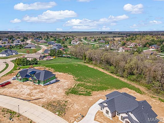 5th image of 3905 Slate Ln
