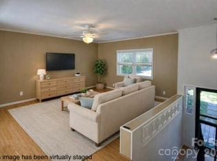 2678 Lake Shore Rd S, Denver, NC 28037