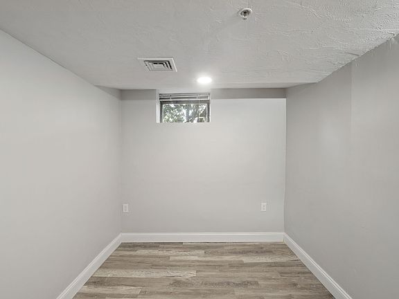 4th image of 335 Angell St #Gm