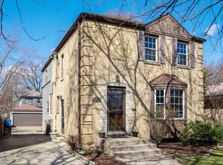 7062 N Mason Ave, Chicago, IL 60646