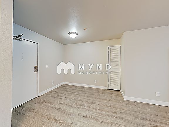 5th image of 9700 Mountain Blvd APT 11