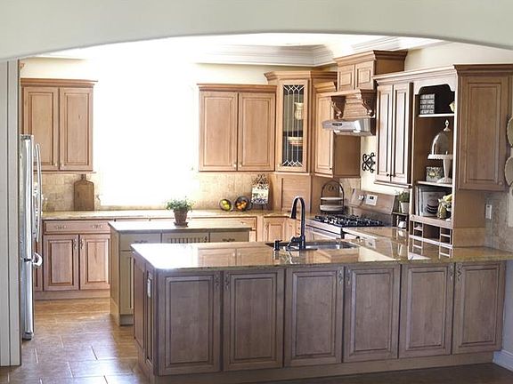 4th image of 23229 Oak Cluster Dr