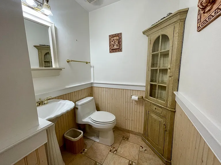 2402 Whaler Ct — Photo 9