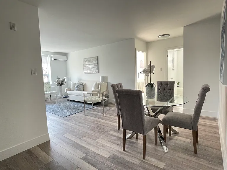 1477 Birchmount Rd — Photo 3