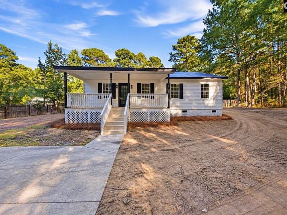 2nd image of 725A Cambridge Ln