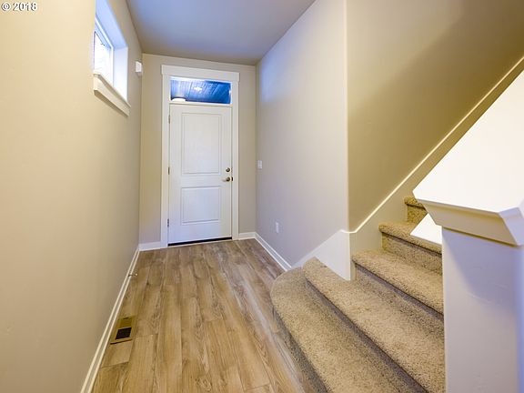 4th image of 6628 NE 68th Ave