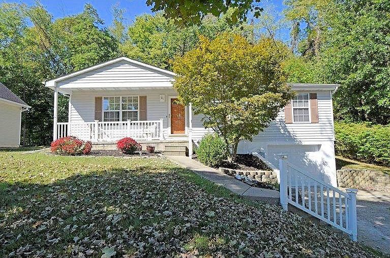 1st image of 20415 Alpine Dr