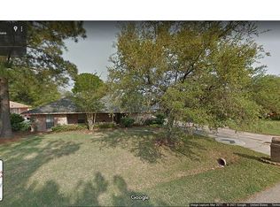1218 Barkley Dr, Baton Rouge, LA 70810