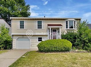 20543 S Acorn Ridge Dr, Frankfort, IL 60423