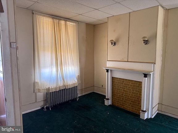 4th image of 2863 Aramingo Ave