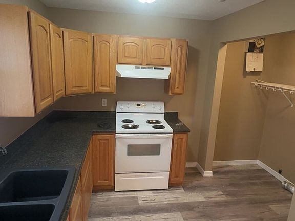 3rd image of 701 & 703 Patti Ln