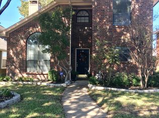 1531 Ranchview Ln, Carrollton, TX 75007