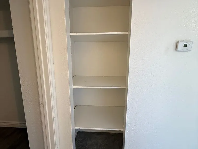 Wilshire place — Photo 21