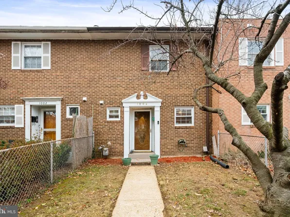 1004 Colonial Ave, Alexandria, VA 22314