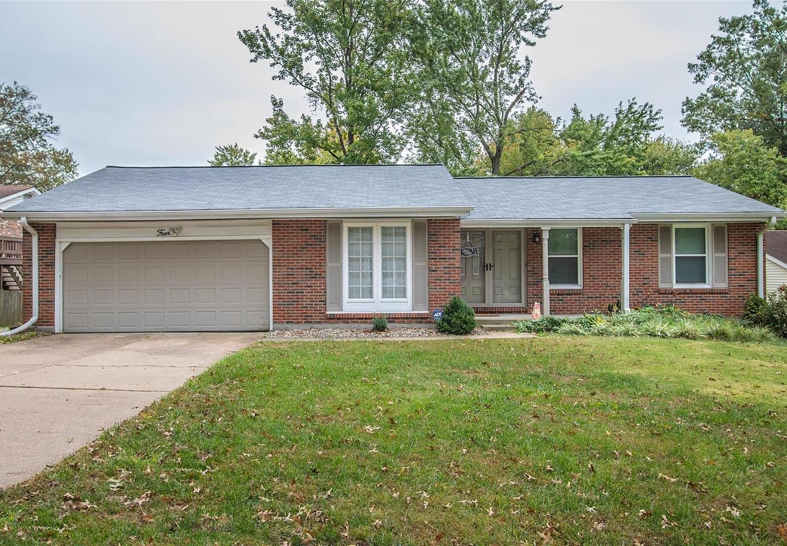 4 Canoebrook Dr, Black Jack, MO 63033 Zillow