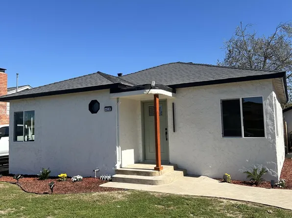 428 Greenwood Ave, Sanger, CA 93657