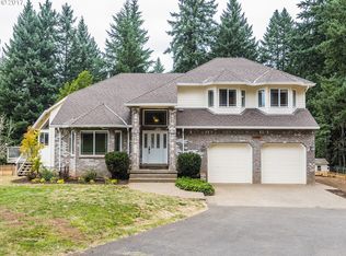 18281 NE Rainbow Ln, Newberg, OR 97132