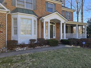 8206 Hillcrest Rd, Annandale, VA 22003