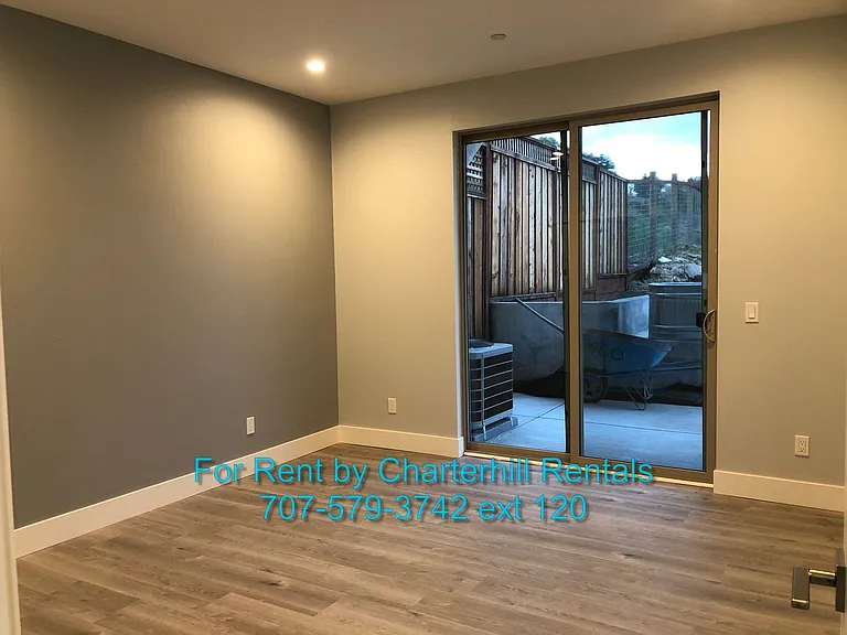 2069 Stagecoach Rd — Photo 9