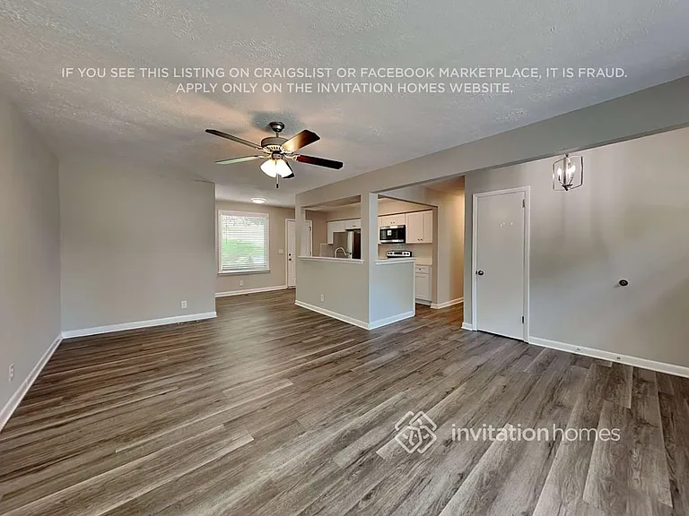 691 Frankfort Dr — Photo 4