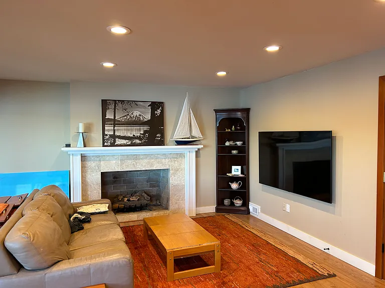 7702 SE 58th St — Photo 4