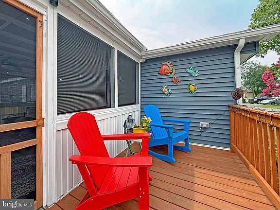2nd image of 21697 D St #D-50