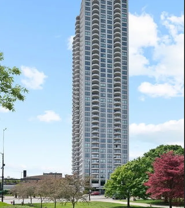2020 N Lincoln Park W #18M