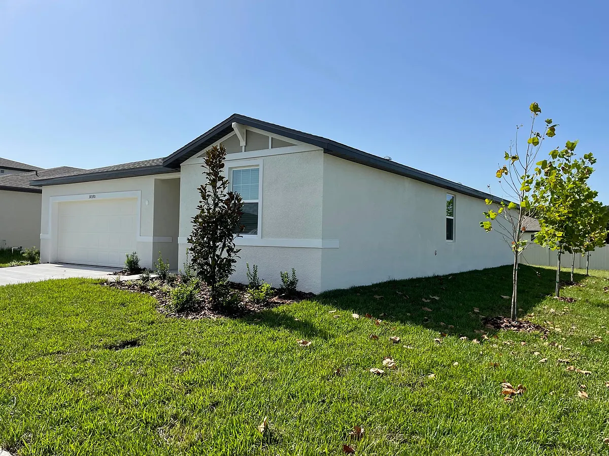 Side - 38590 Finn Clover Ln
