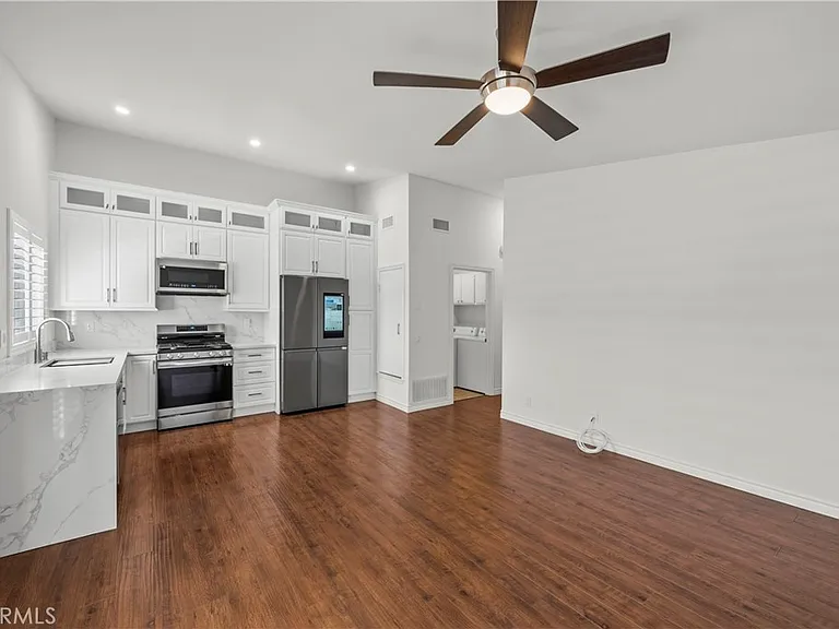 1631 Charterwood Ct — Photo 10