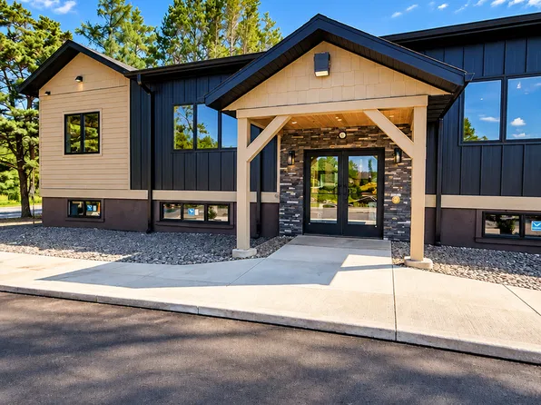 Rice Lake Pines Apartments