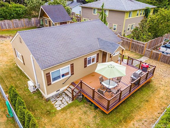 4th image of 15404 81st Ave NE