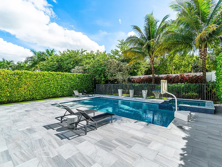 9006 Dulcetto Ct — Photo 48