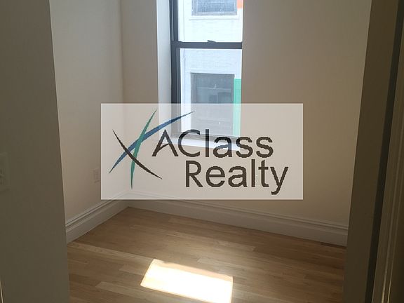 2nd image of 2176 38th St #D1