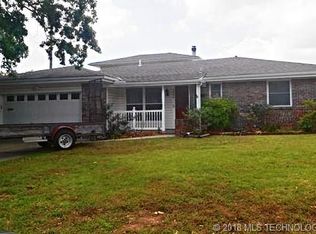 4904 Baylor Dr, Bartlesville, OK 74006