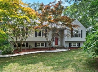 6 Stonegate Lane, Shelton, CT 06484