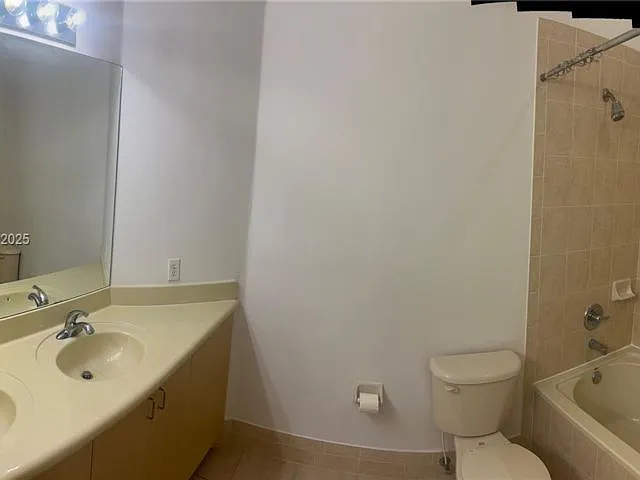 12458 SW 125th Ter — Photo 12