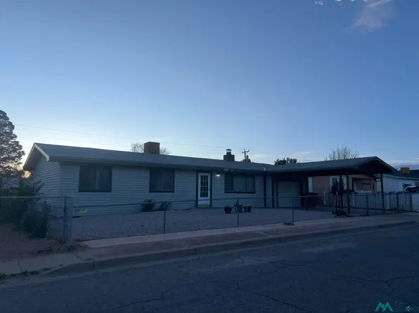 1017 Elm Dr, Grants, NM 87020