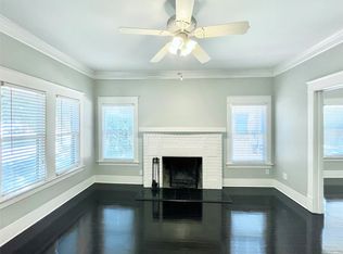 831 Pizer St, Houston, TX 77009