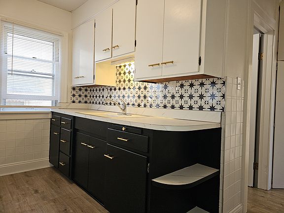 4th image of 1184 E 176th St Floor 1