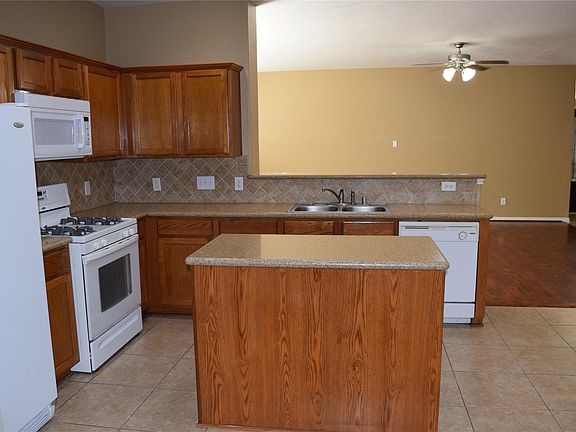 5th image of 7506 Oakleigh Dr
