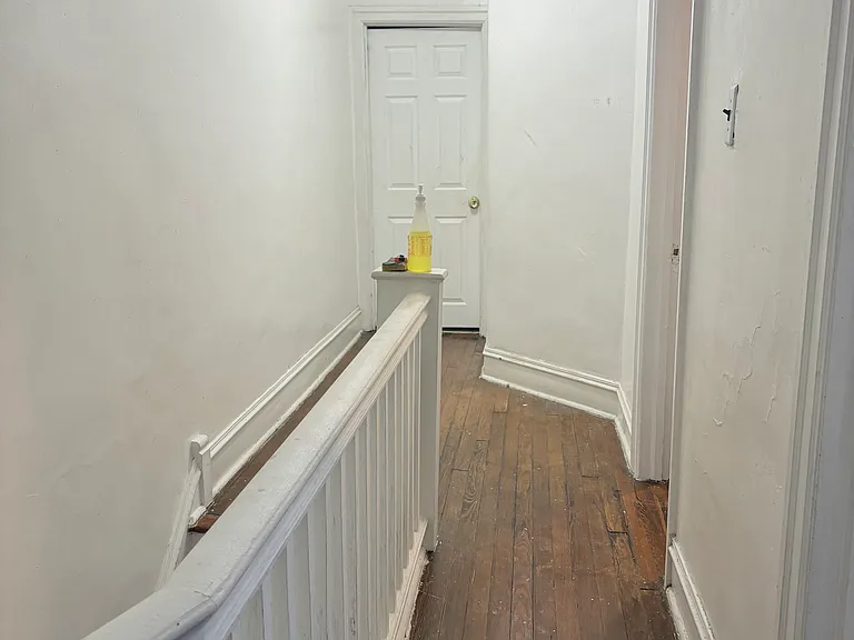 256 W Fisher Ave — Photo 7