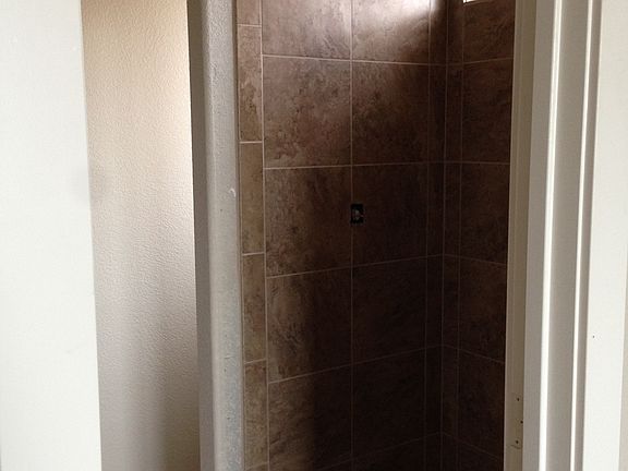 4th image of 1283 River Heights Dr
