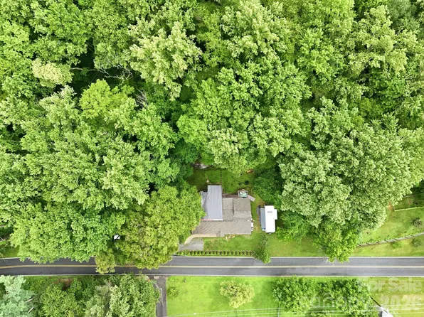 313 Walker Rd, Waynesville, NC 28786